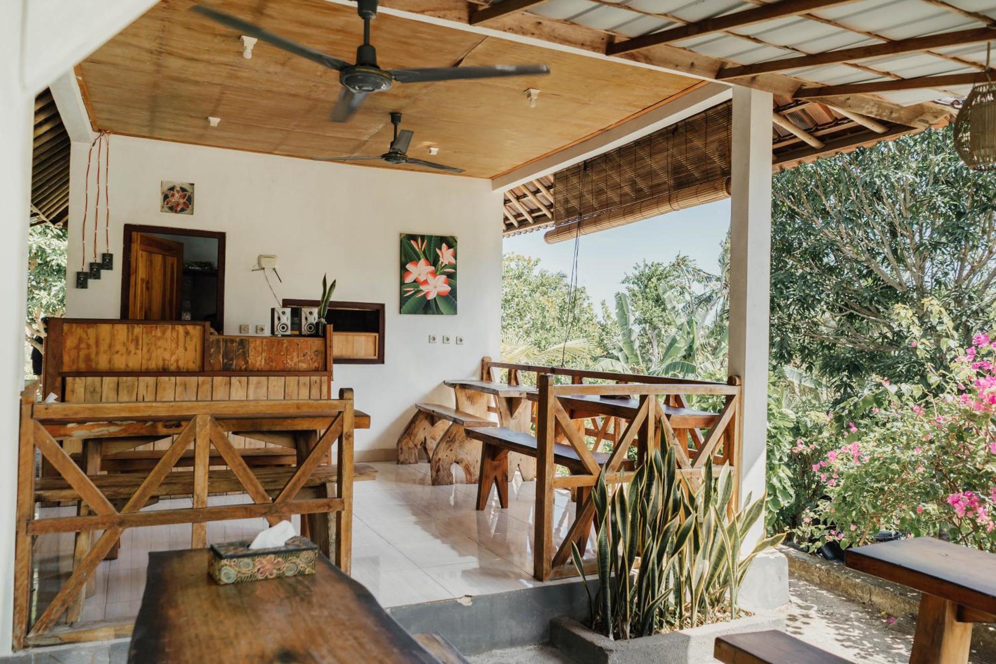 Temeling Jungle Inn Batumadeg Экстерьер фото